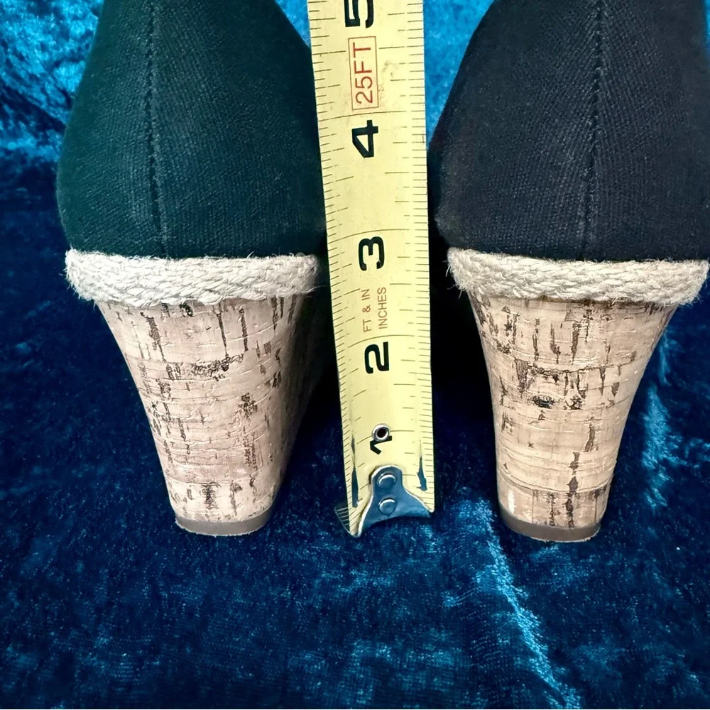 LifeStride Dexflex Black Canvas Cork Wedge‎ Sandals Size 8 Cushion Comfort